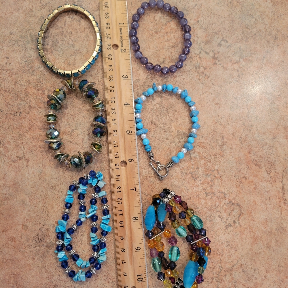 Bundle of Bracelets! Beads & Baubles! Blue ~ Green ~ Iridescent ~ Wow! - Picture 12 of 12